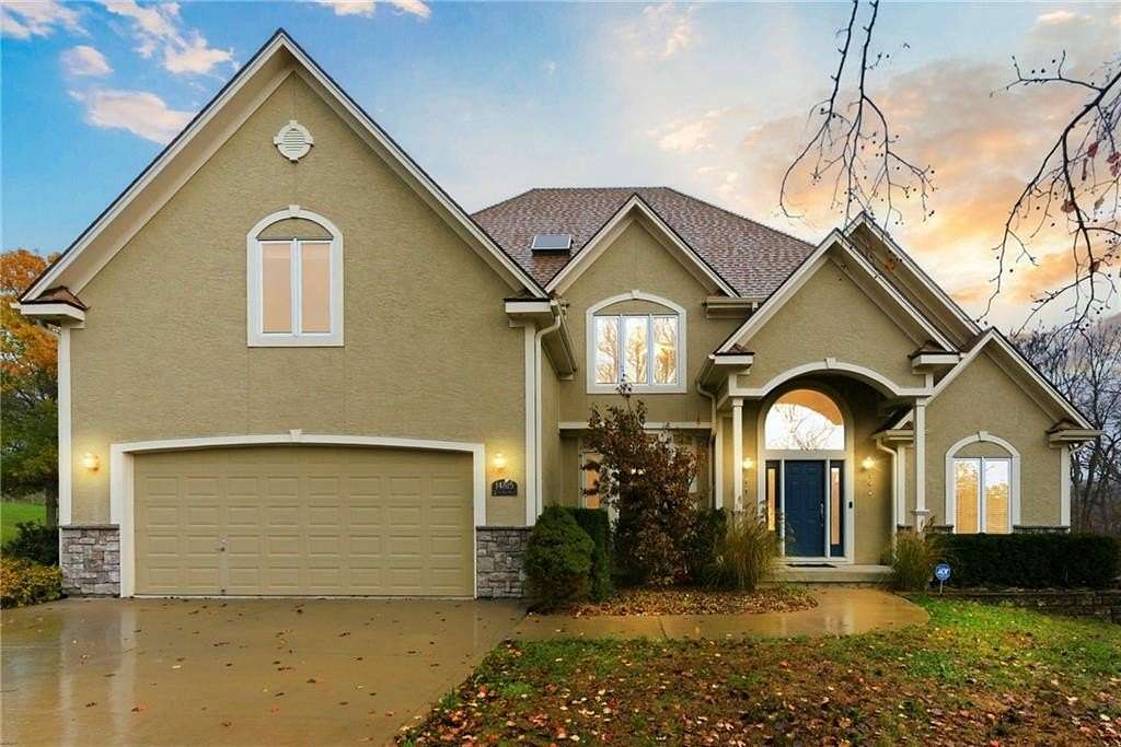 3 Acres of Residential Land with Home for Sale in Smithville, Missouri