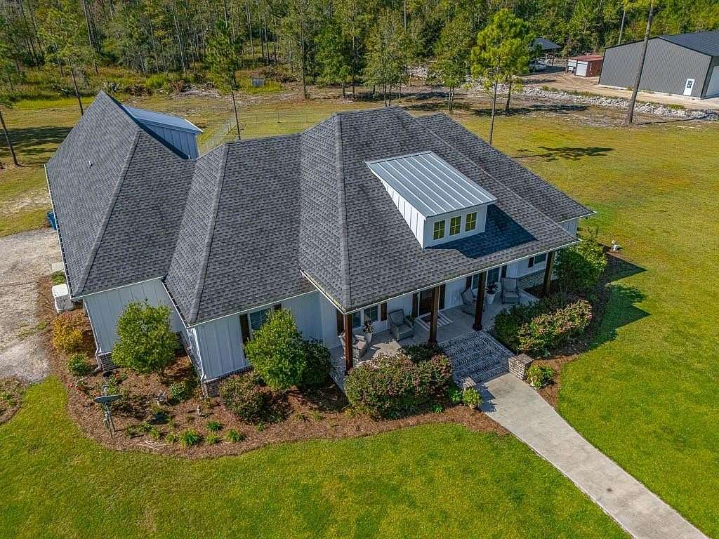 4.5 Acres of Residential Land with Home for Sale in Brunswick, Georgia