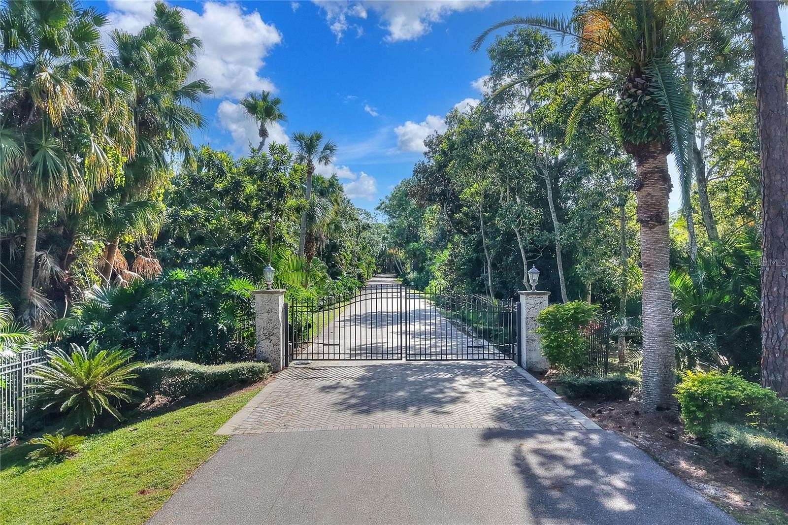 5 Acres of Residential Land for Sale in Winter Haven, Florida