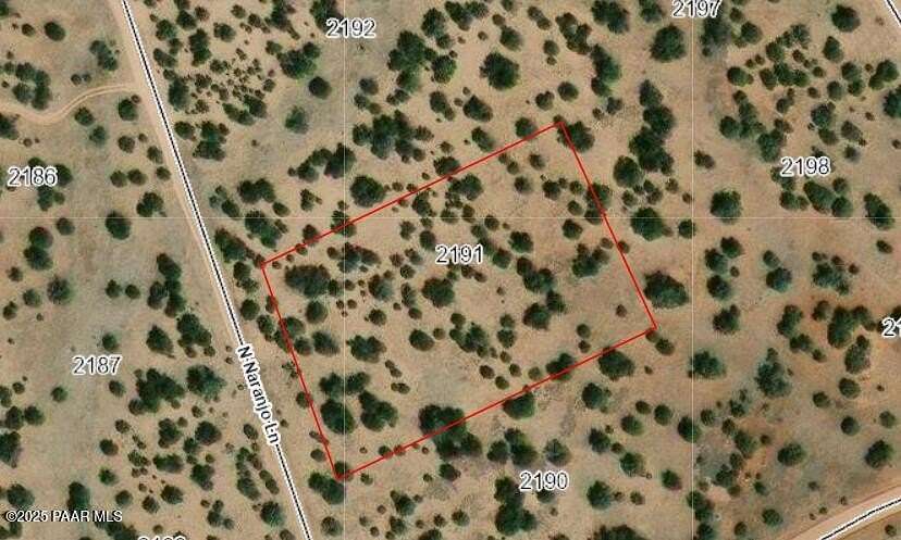 2.2 Acres of Residential Land for Sale in Seligman, Arizona