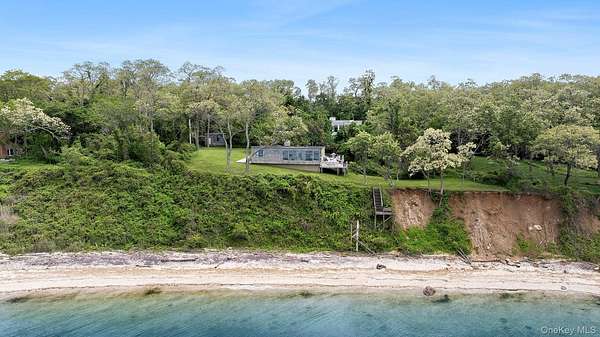 2.75 Acres of Residential Land with Home for Lease in Peconic, New York