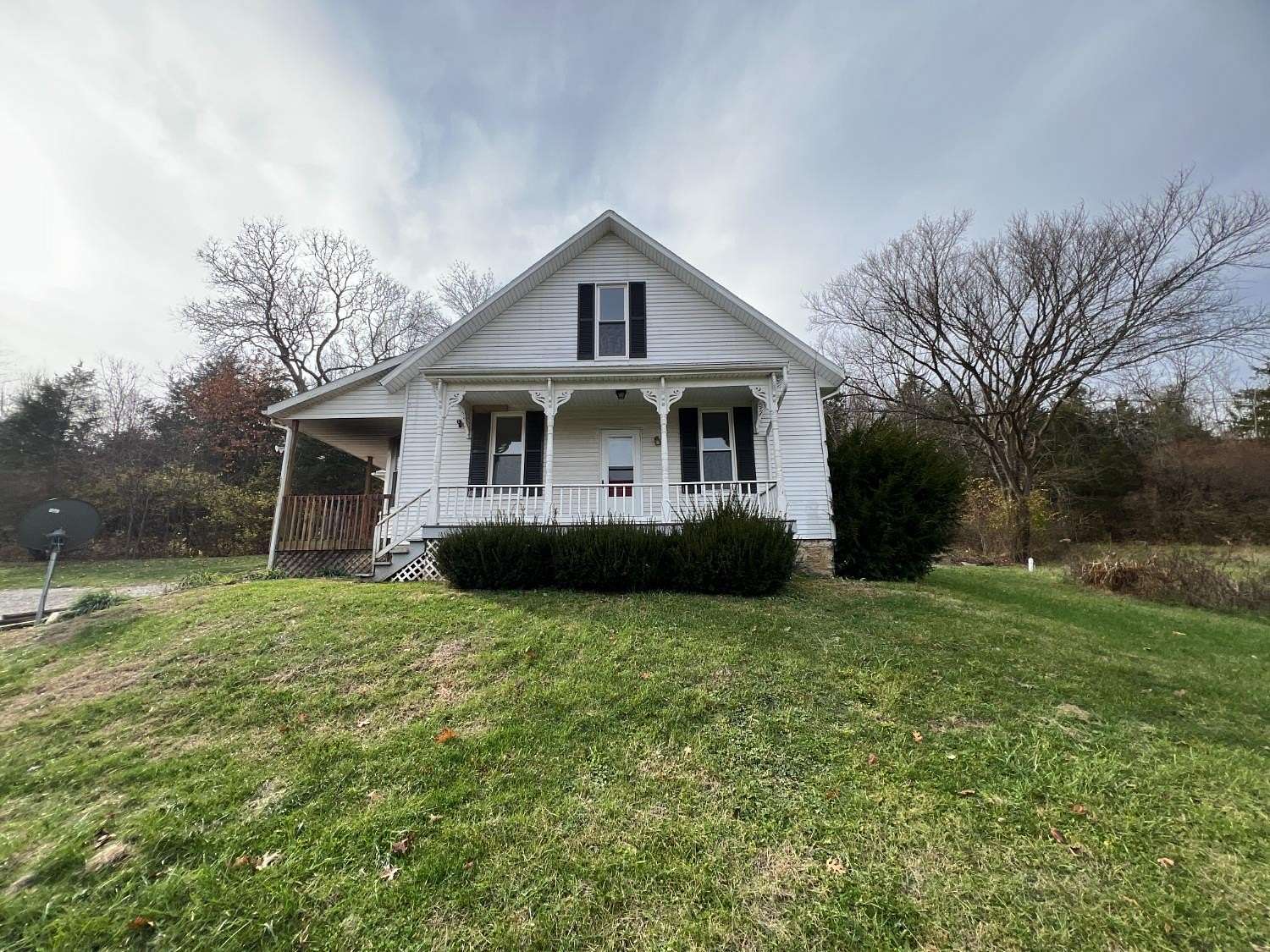 30.5 Acres of Recreational Land with Home for Sale in Aurora, Indiana