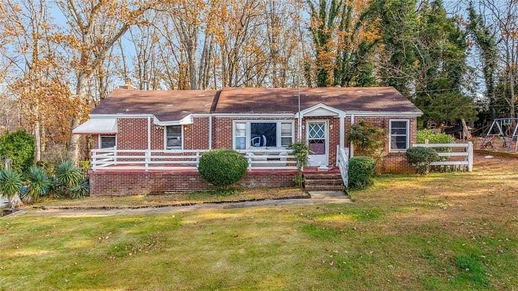 2 Acres of Improved Mixed-Use Land for Sale in Gainesville, Georgia