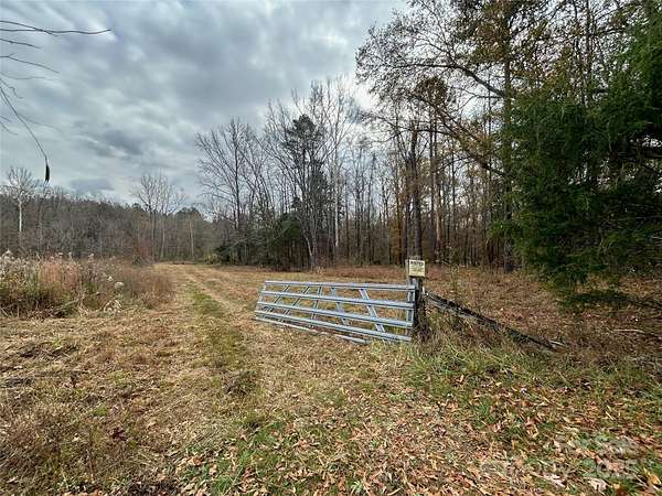 25 Acres of Land for Sale in Lancaster, South Carolina