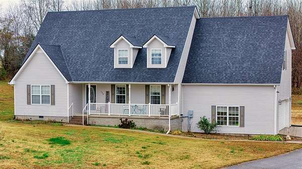 2 Acres of Residential Land with Home for Sale in Russellville, Kentucky