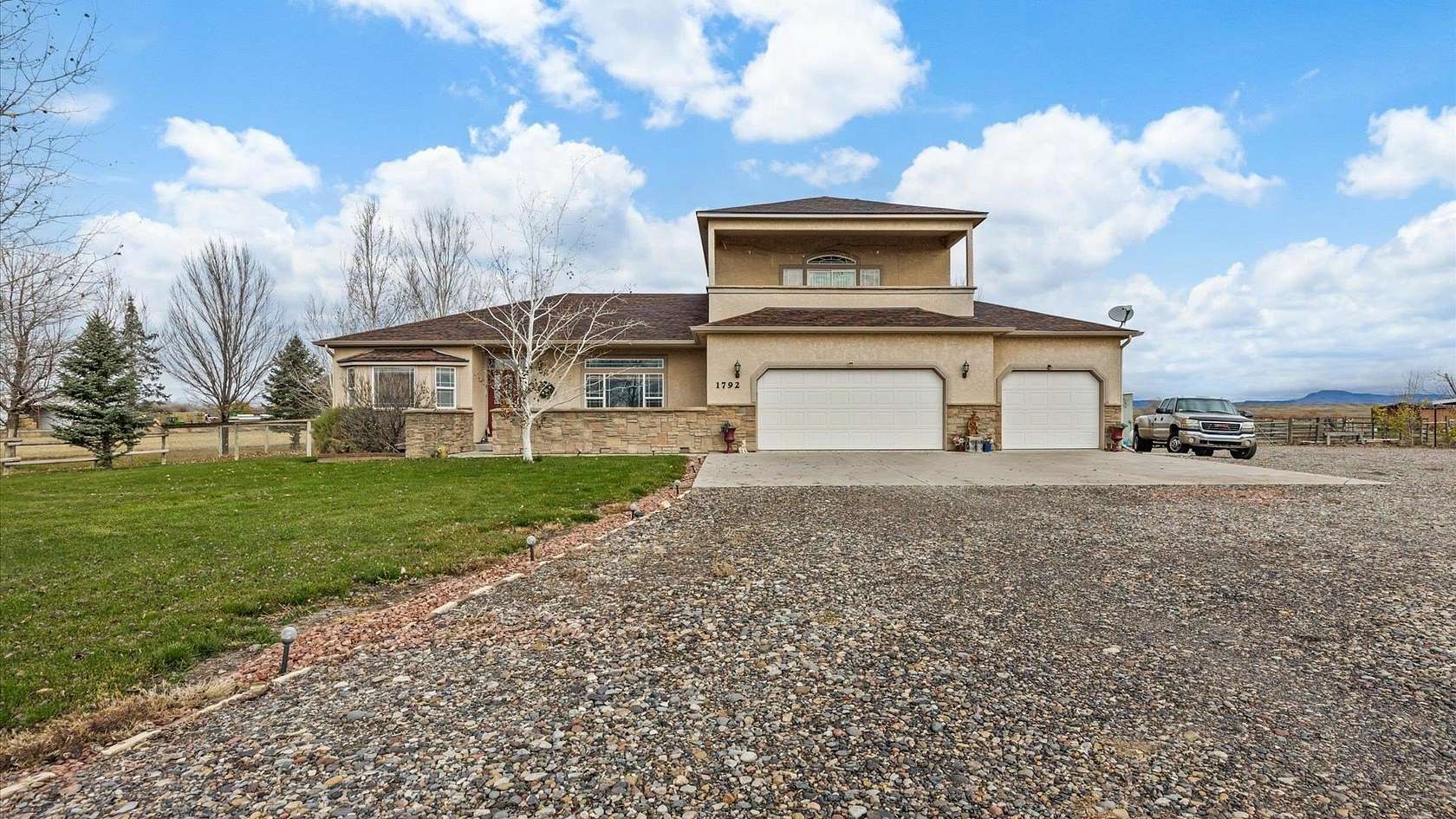 3 Acres of Residential Land with Home for Sale in Loma, Colorado