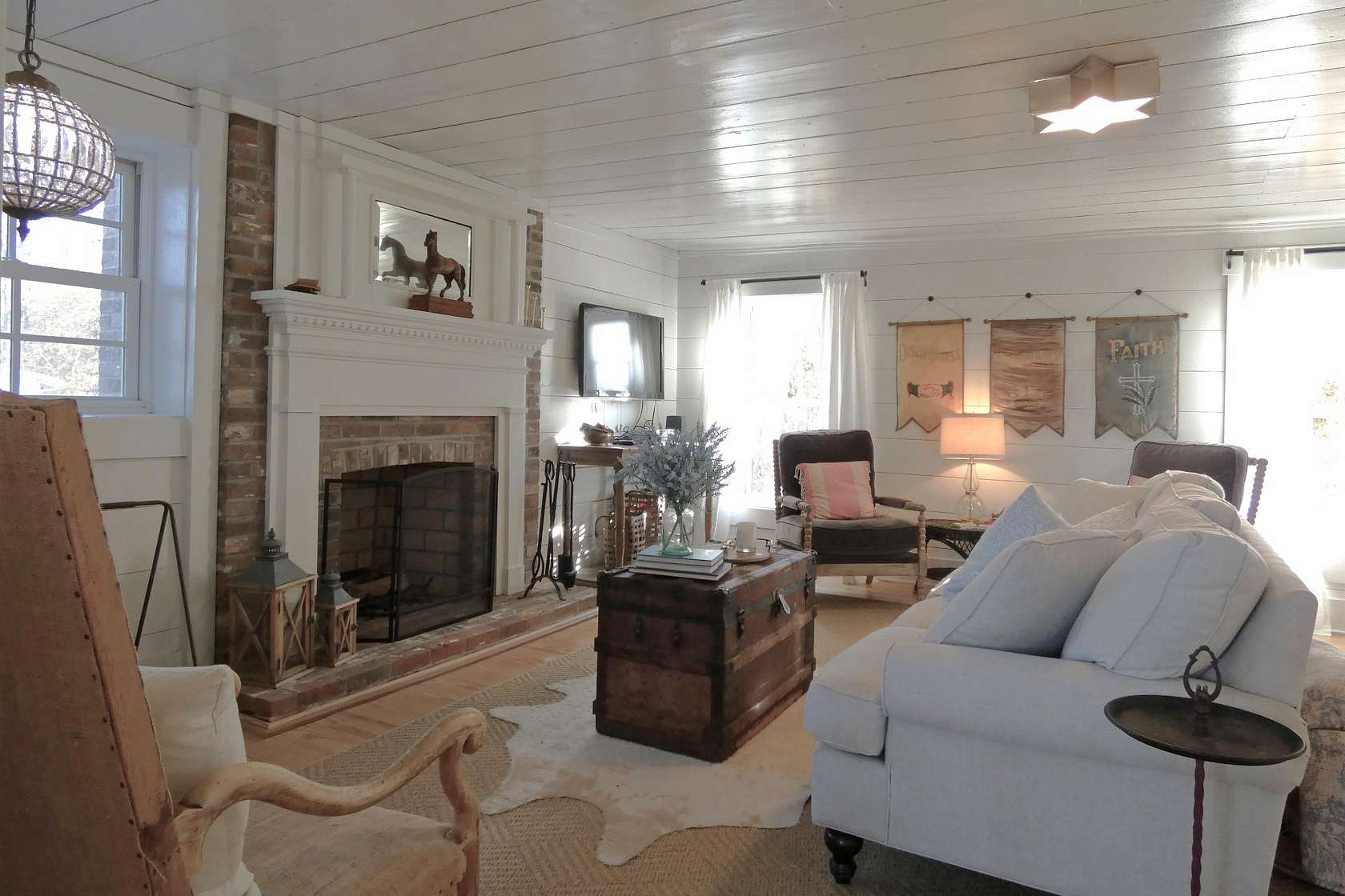 41.6 Acres of Land with Home for Sale in Franklin, Kentucky