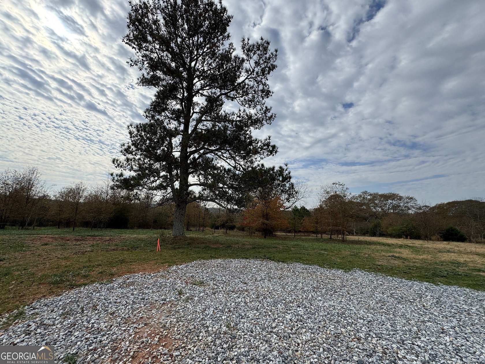 13.4 Acres of Land for Sale in Hartwell, Georgia