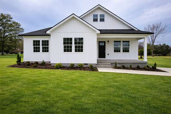 2 Acres of Residential Land with Home for Sale in Dickson, Tennessee