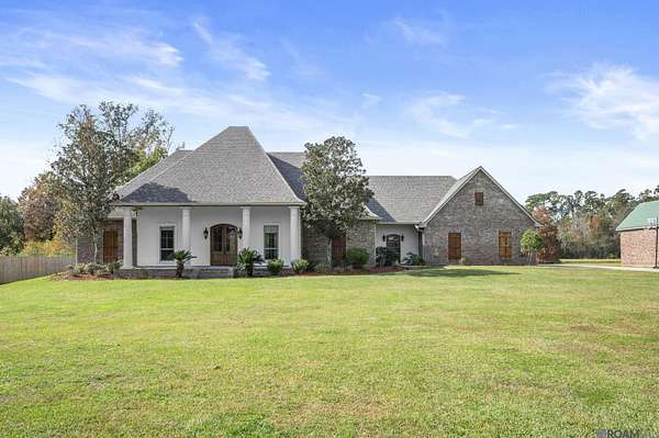 2.13 Acres of Land with Home for Sale in Denham Springs, Louisiana