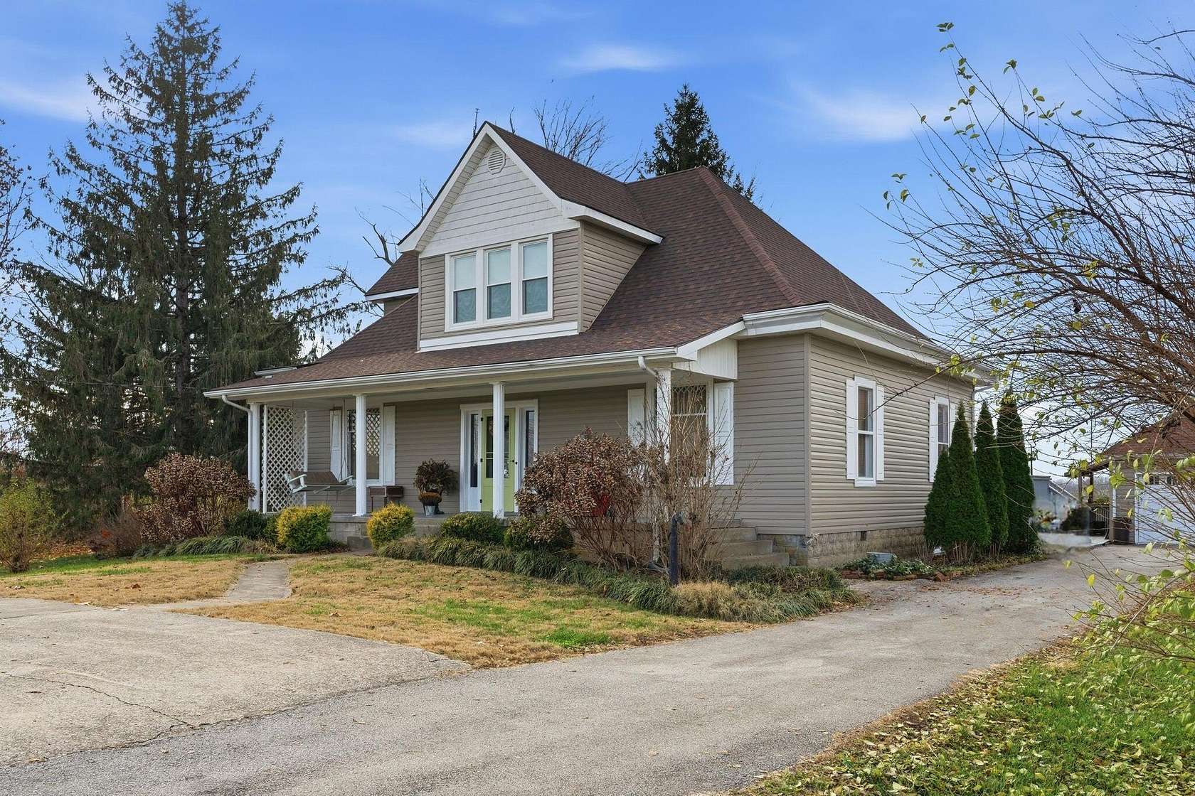 2 Acres of Residential Land with Home for Sale in Georgetown, Kentucky