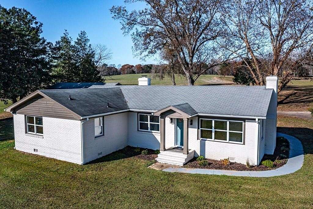 1.82 Acres of Land with Home for Sale in Lancaster, Virginia