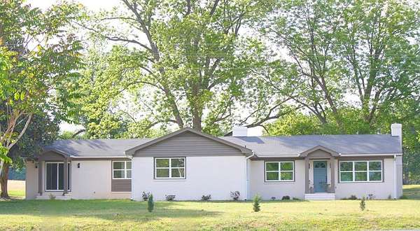 1.82 Acres of Land with Home for Sale in Lancaster, Virginia