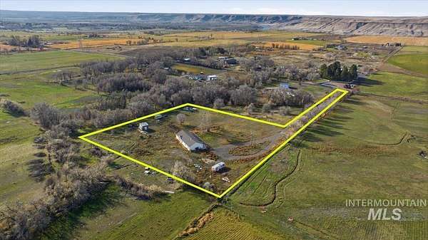 5 Acres of Land with Home for Sale in Hagerman, Idaho