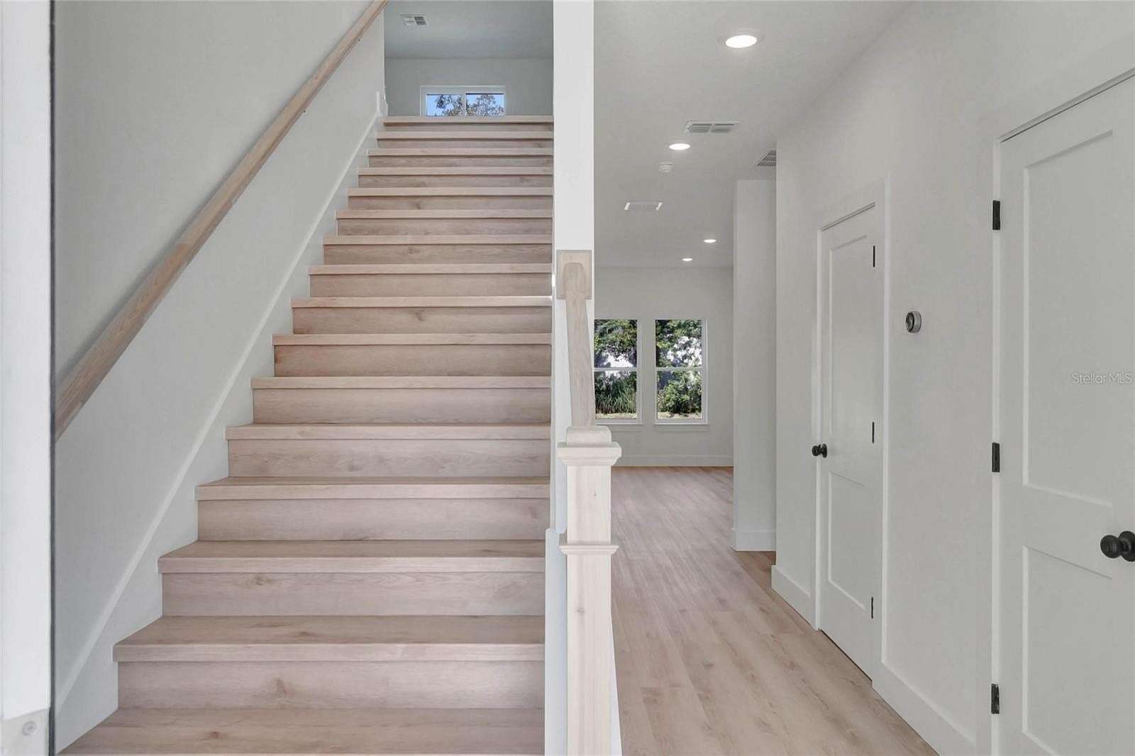 2.5 Acres of Residential Land with Home for Sale in High Springs, Florida