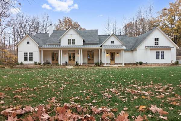 4 Acres of Residential Land with Home for Sale in Arlington, Tennessee