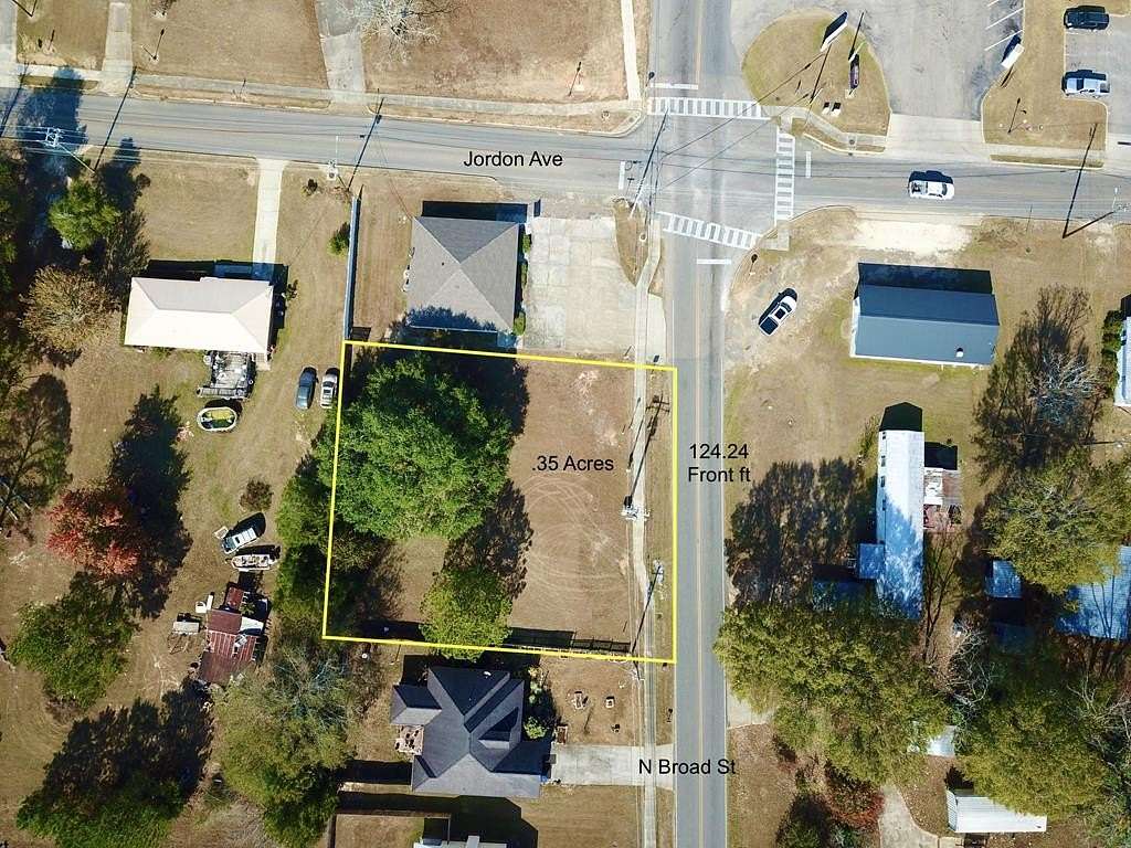 0.35 Acres of Commercial Land for Sale in Cowarts, Alabama