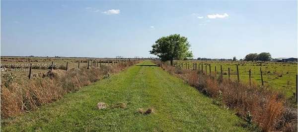 10 Acres of Agricultural Land for Sale in Venus, Florida