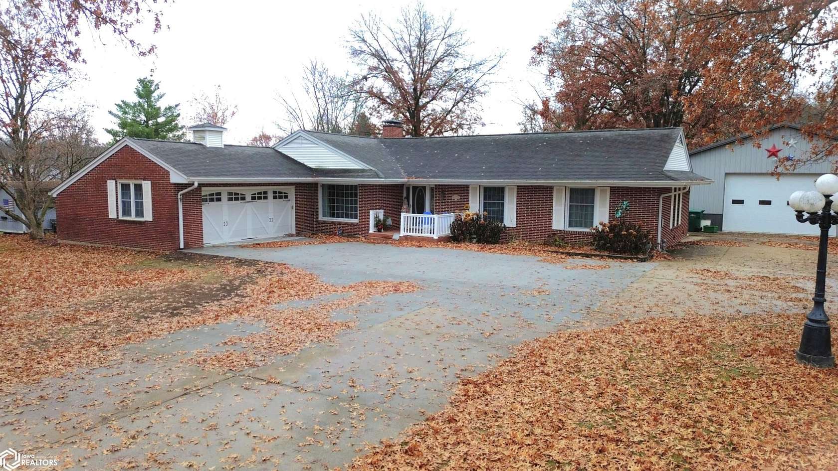 2.46 Acres of Residential Land with Home for Sale in Bloomfield, Iowa