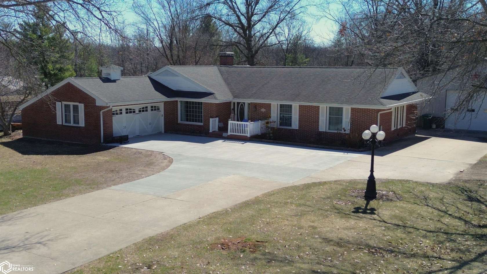 2.46 Acres of Land with Home for Sale in Bloomfield, Iowa