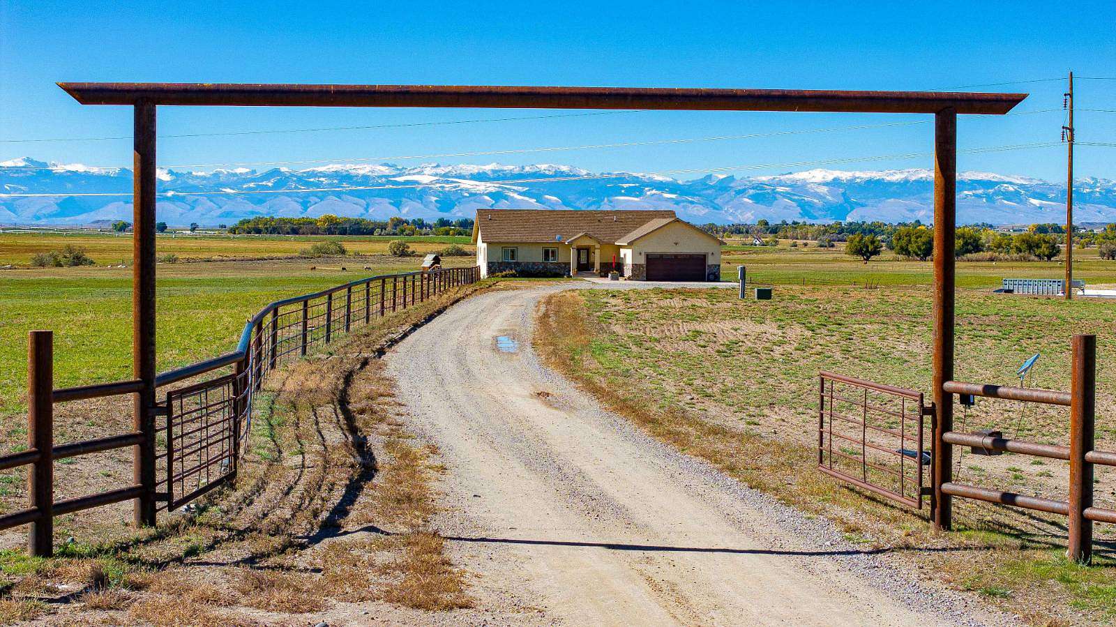 60 Acres of Agricultural Land with Home for Sale in Riverton, Wyoming