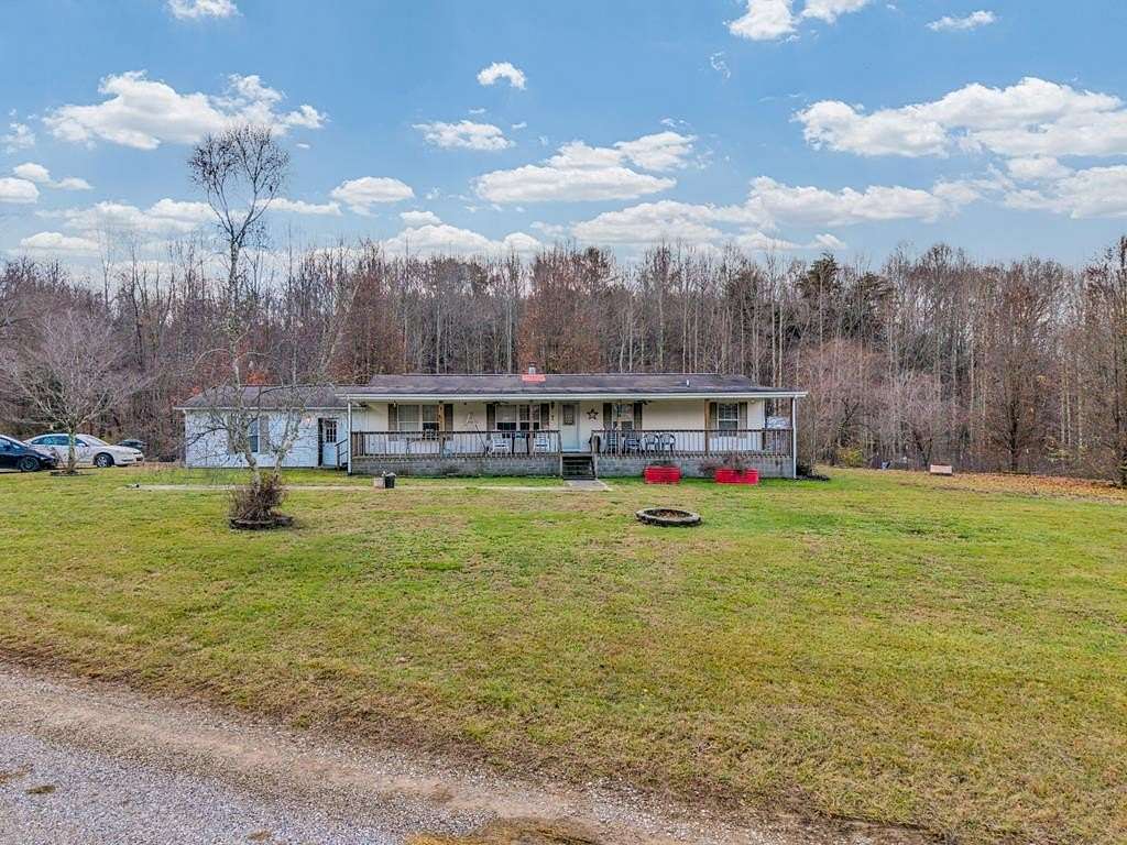 9.5 Acres of Land with Home for Sale in Sparta, Tennessee
