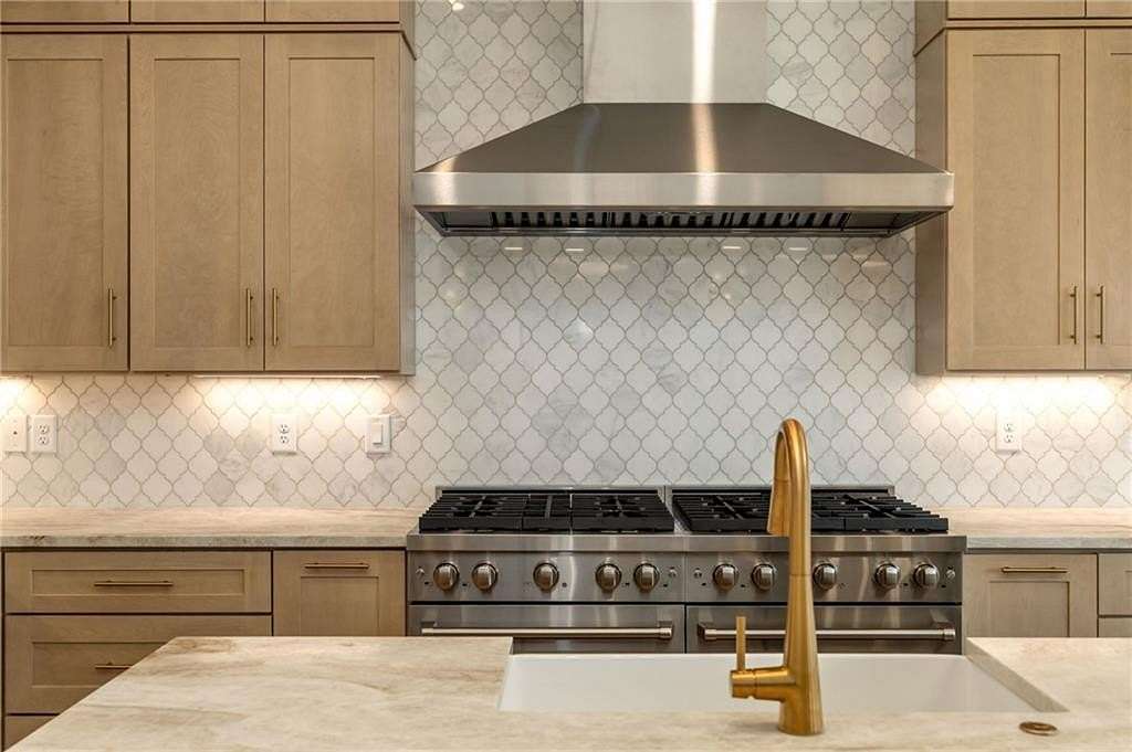 5 Acres of Residential Land with Home for Sale in Ball Ground, Georgia