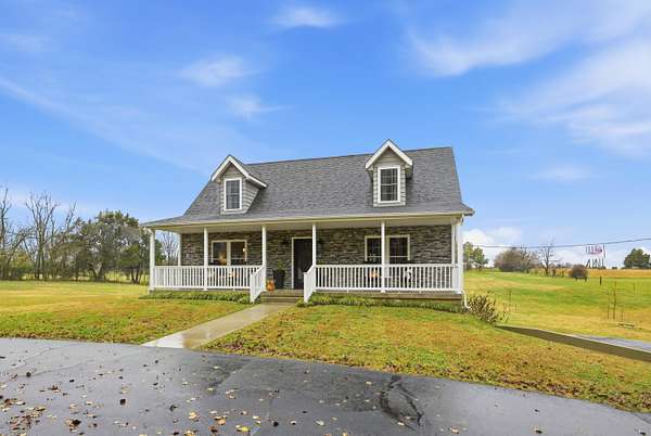 5.32 Acres of Residential Land with Home for Sale in Goodman, Missouri