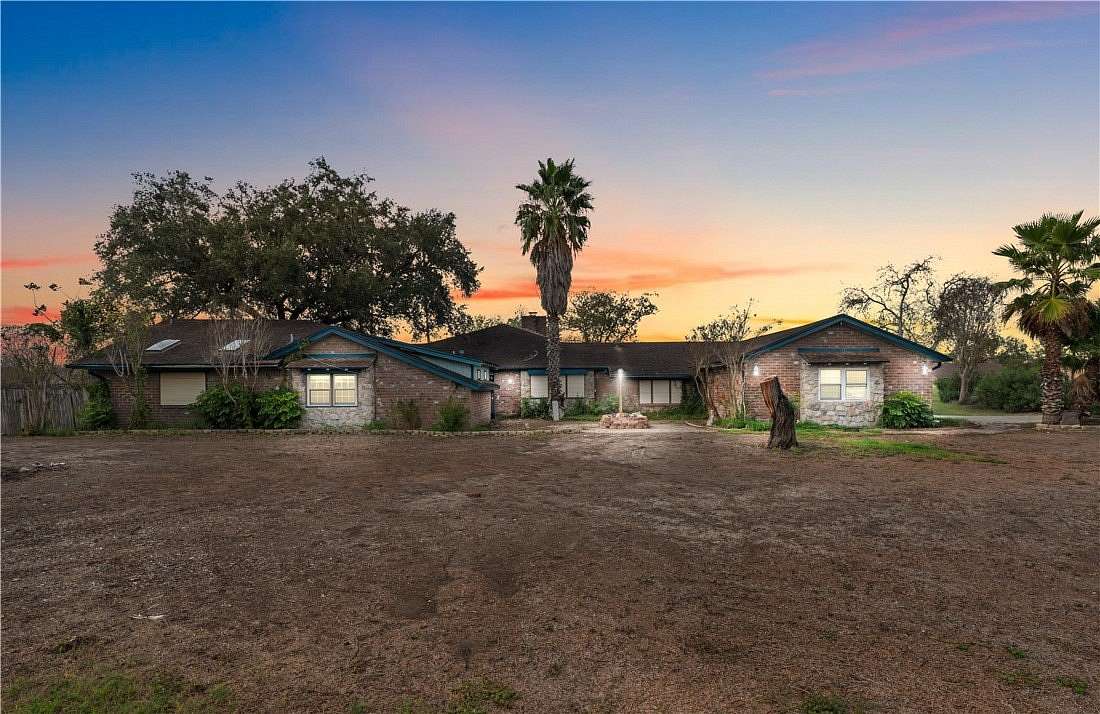 2.52 Acres of Residential Land with Home for Sale in Robstown, Texas