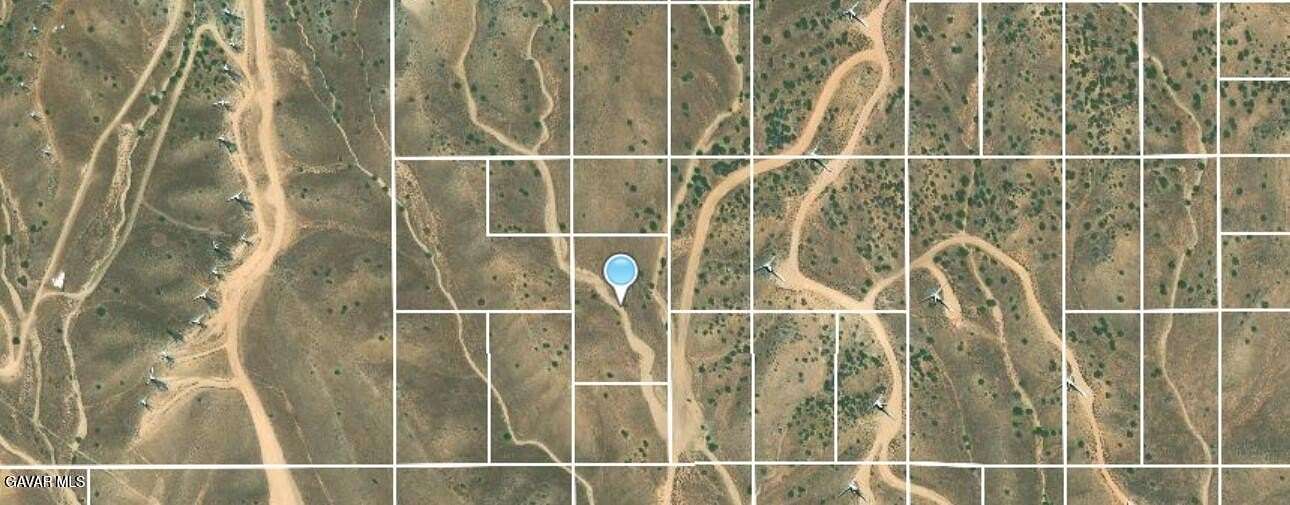 5.84 Acres of Land for Sale in Mojave, California