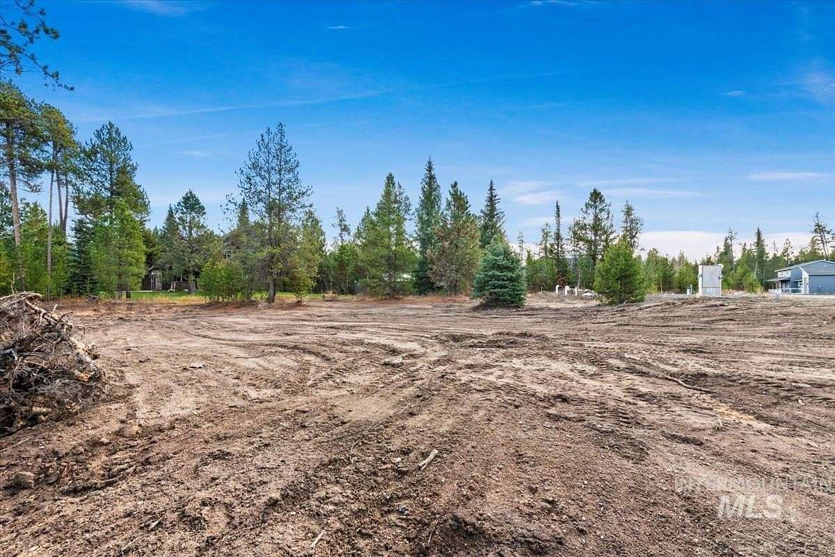 0.47 Acres of Residential Land for Sale in Donnelly, Idaho