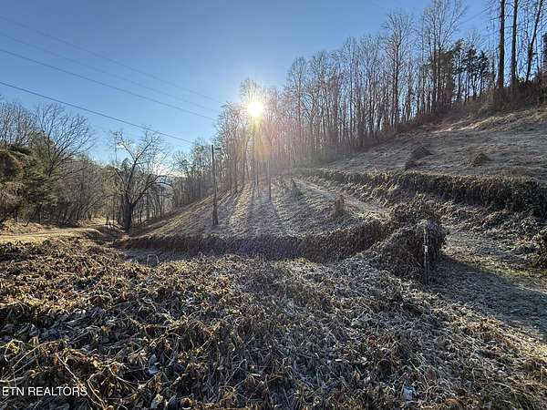 6.3 Acres of Land for Sale in Speedwell, Tennessee