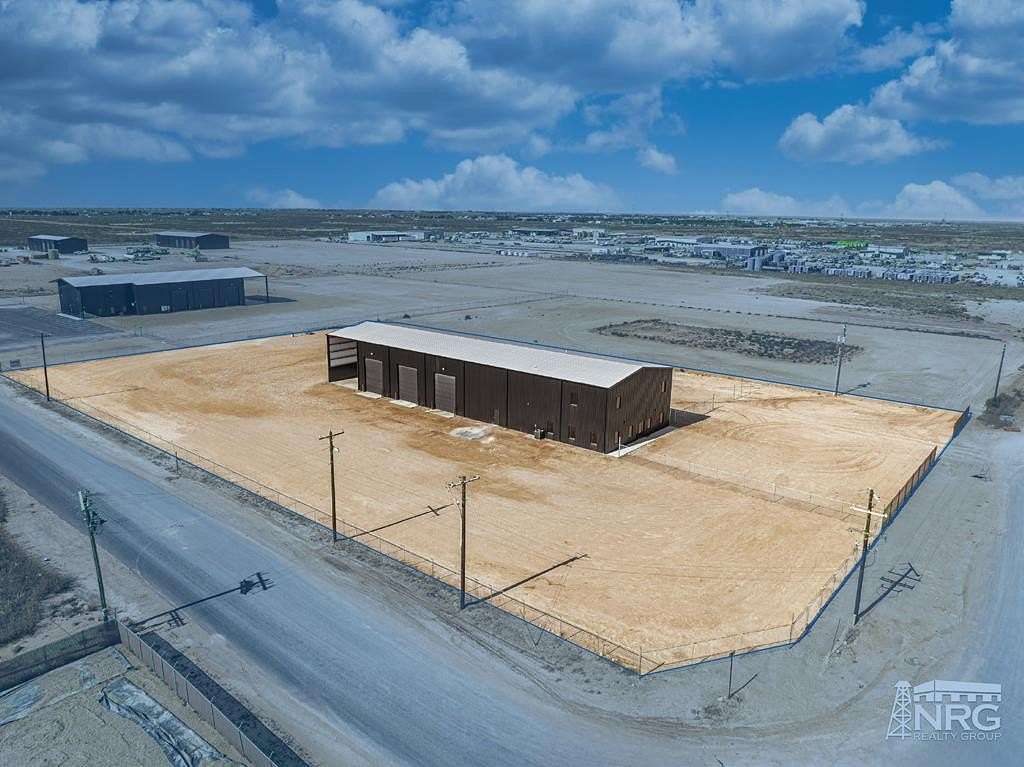 2.75 Acres of Improved Commercial Land for Sale in Midland, Texas