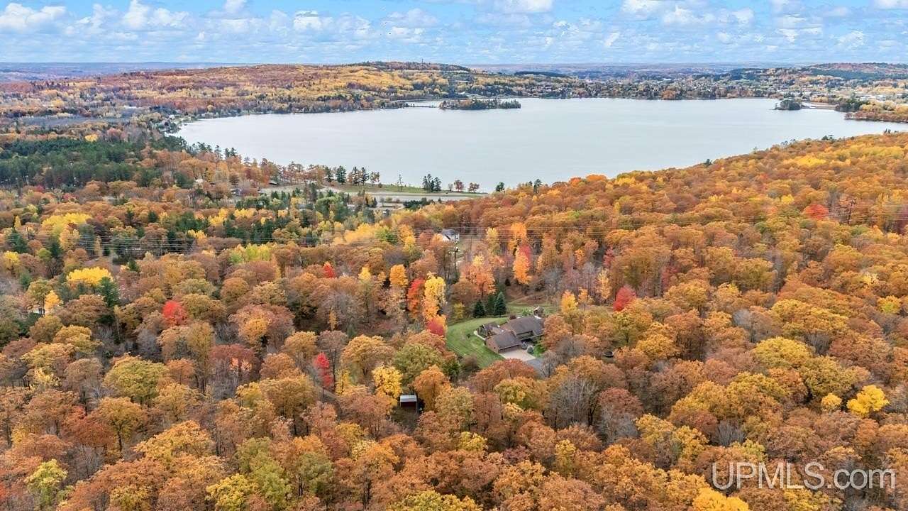 10 Acres of Land for Sale in Iron Mountain, Michigan
