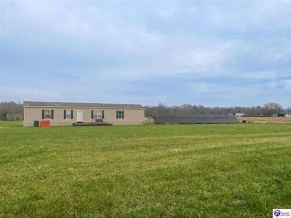 21 Acres of Agricultural Land with Home for Sale in Cecilia, Kentucky