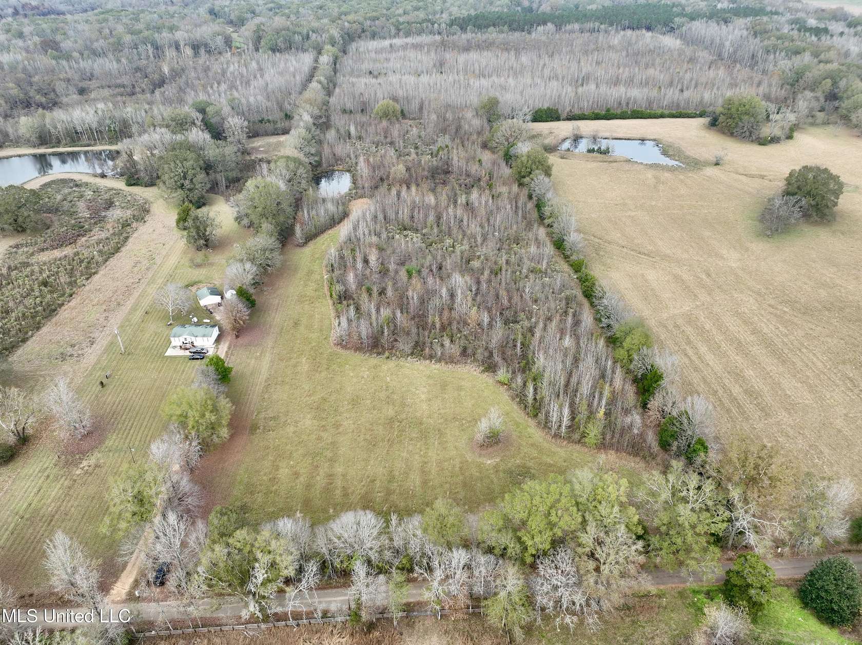 10 Acres of Recreational Land for Sale in Canton, Mississippi