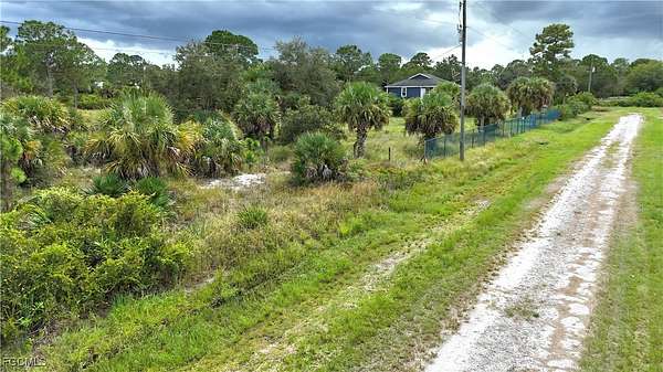 1.25 Acres of Residential Land for Sale in Clewiston, Florida