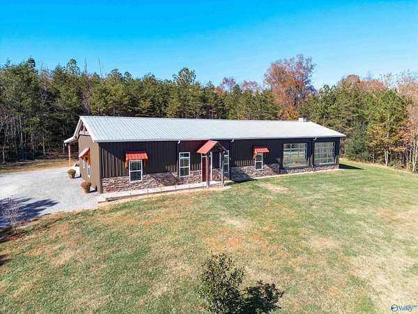 89 Acres of Agricultural Land with Home for Sale in Fort Payne, Alabama