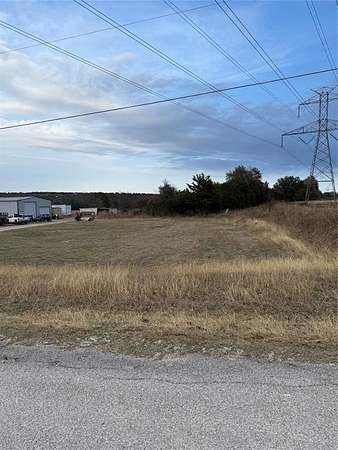 1 Acre of Land for Sale in Weatherford, Texas