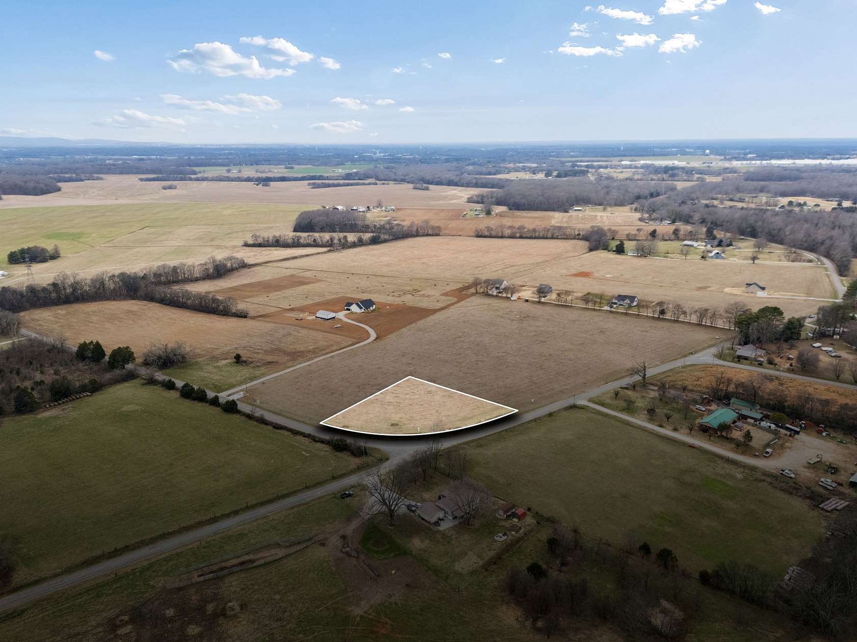 1 Acre of Residential Land for Sale in Decherd, Tennessee