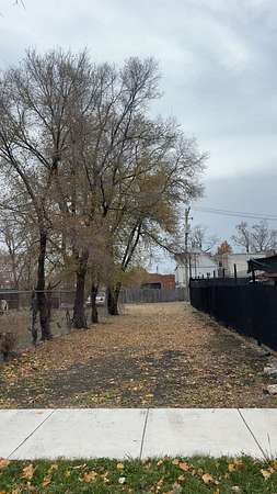 0.05 Acres of Land for Sale in Chicago, Illinois