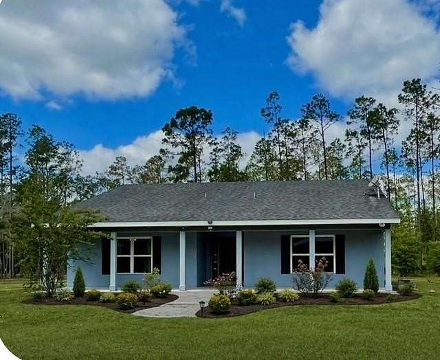 20 Acres of Agricultural Land with Home for Sale in De Leon Springs, Florida