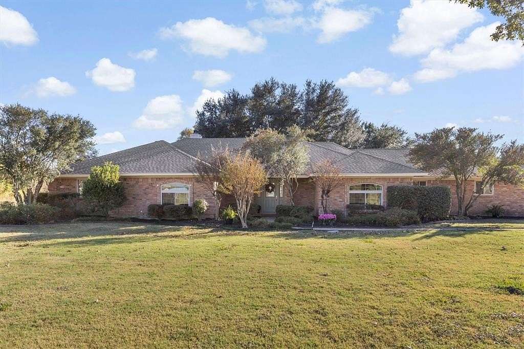 2.18 Acres of Residential Land with Home for Sale in Sachse, Texas