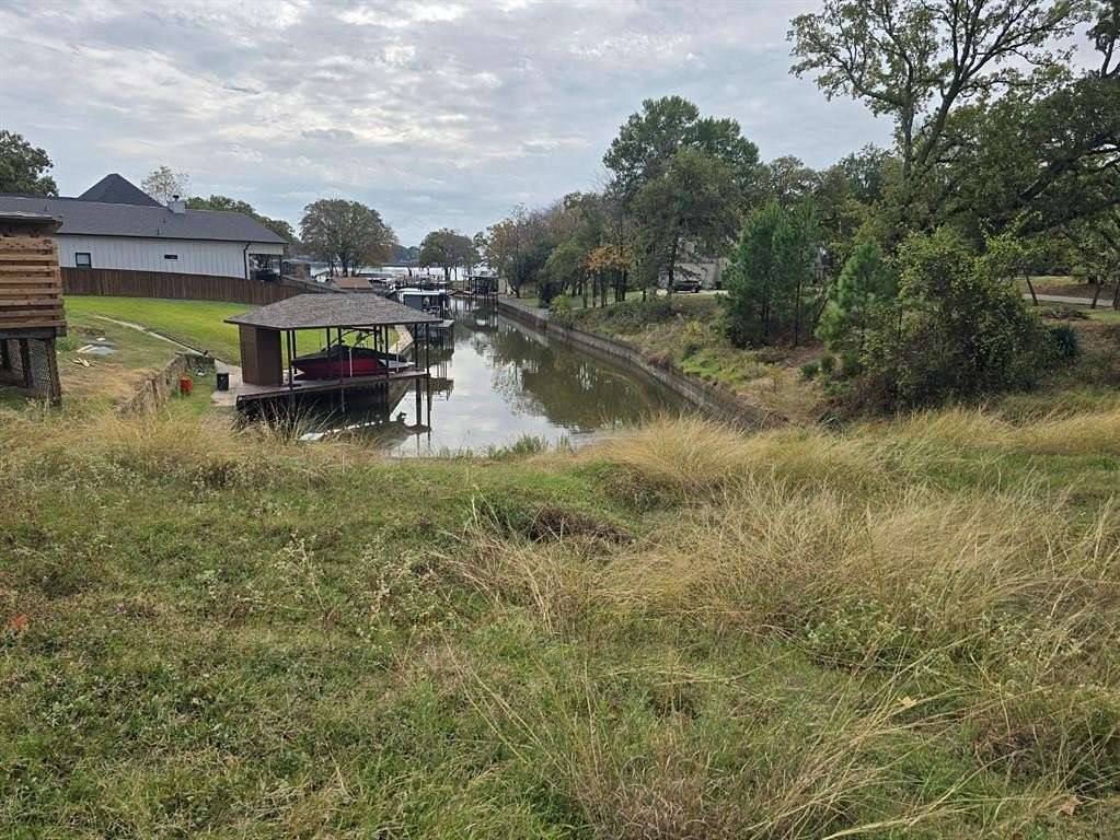 0.44 Acres of Land for Sale in Gun Barrel City, Texas