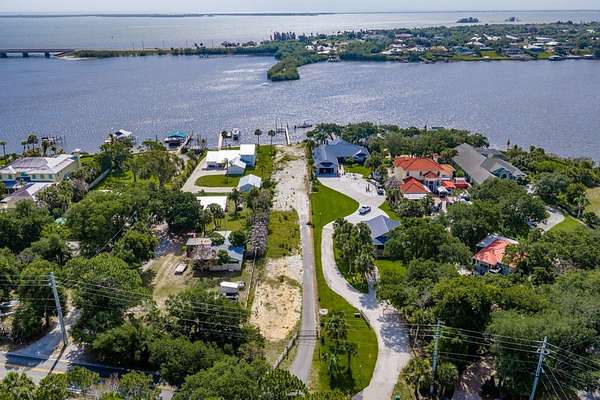 0.6 Acres of Residential Land for Sale in Micco, Florida