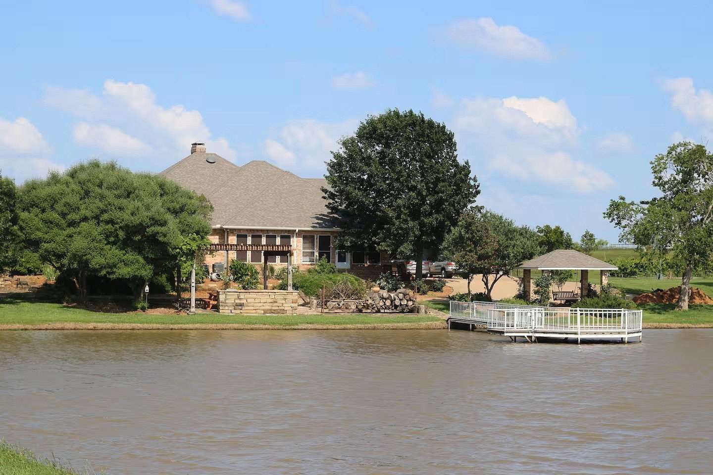 11.4 Acres of Land with Home for Sale in Mabank, Texas