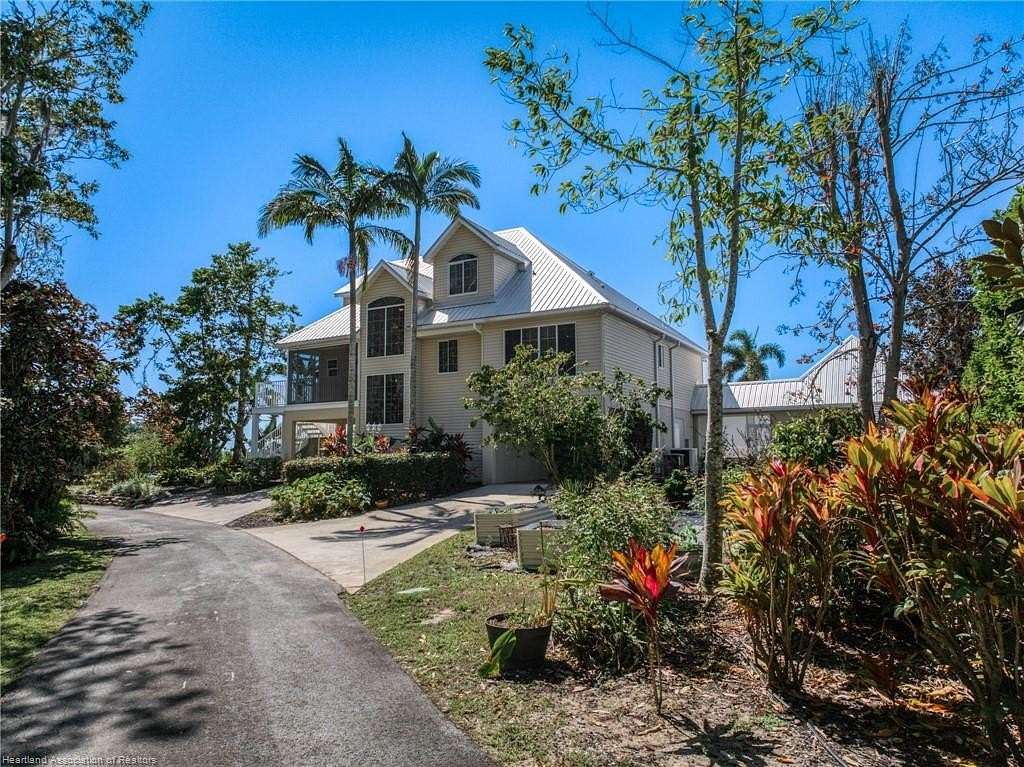 18 Acres of Land with Home for Sale in Sebring, Florida