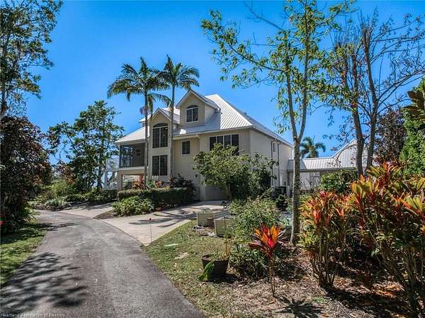 18 Acres of Land with Home for Sale in Sebring, Florida