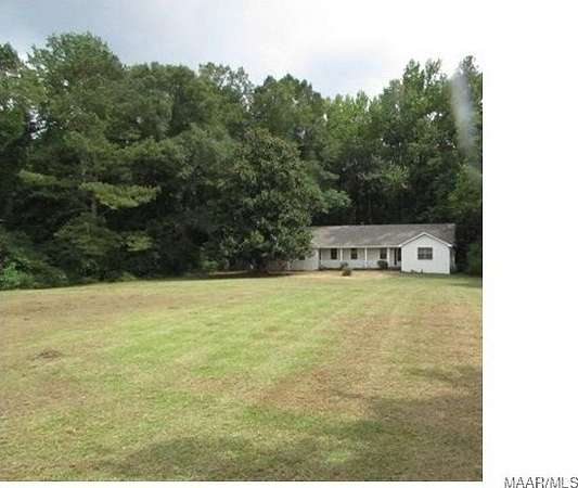 4.77 Acres of Residential Land with Home for Sale in Wetumpka, Alabama