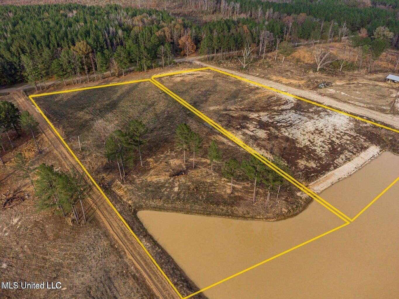 3.72 Acres of Residential Land for Sale in Canton, Mississippi